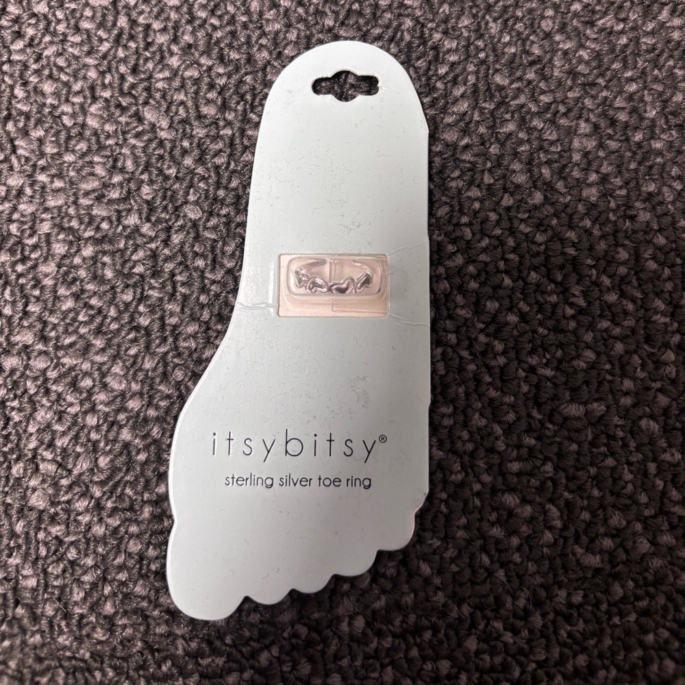 Itsy Bitsy Sterling Silver Heart Toe Ring